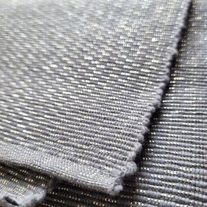 🍒NWOT🍒 NICOLE MILLER METALLIC TABLE RUNNER